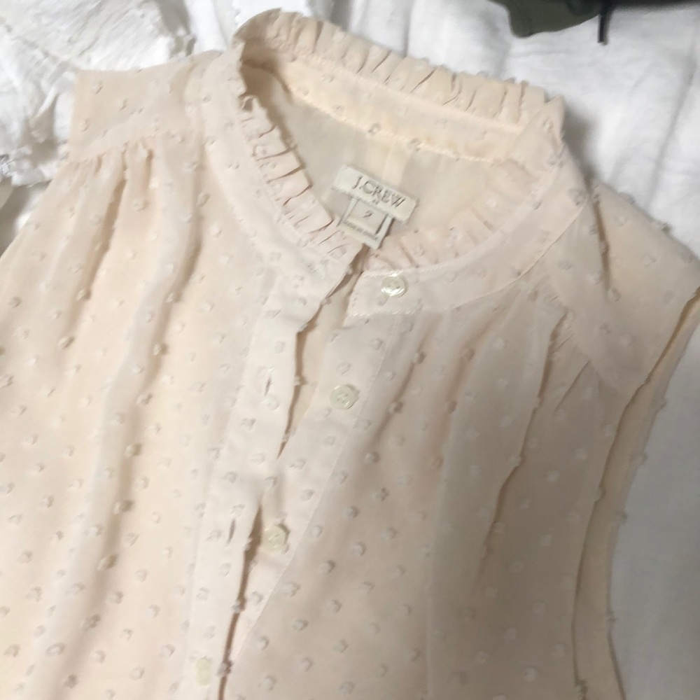 Cream J Crew Button collard tank with buttons.